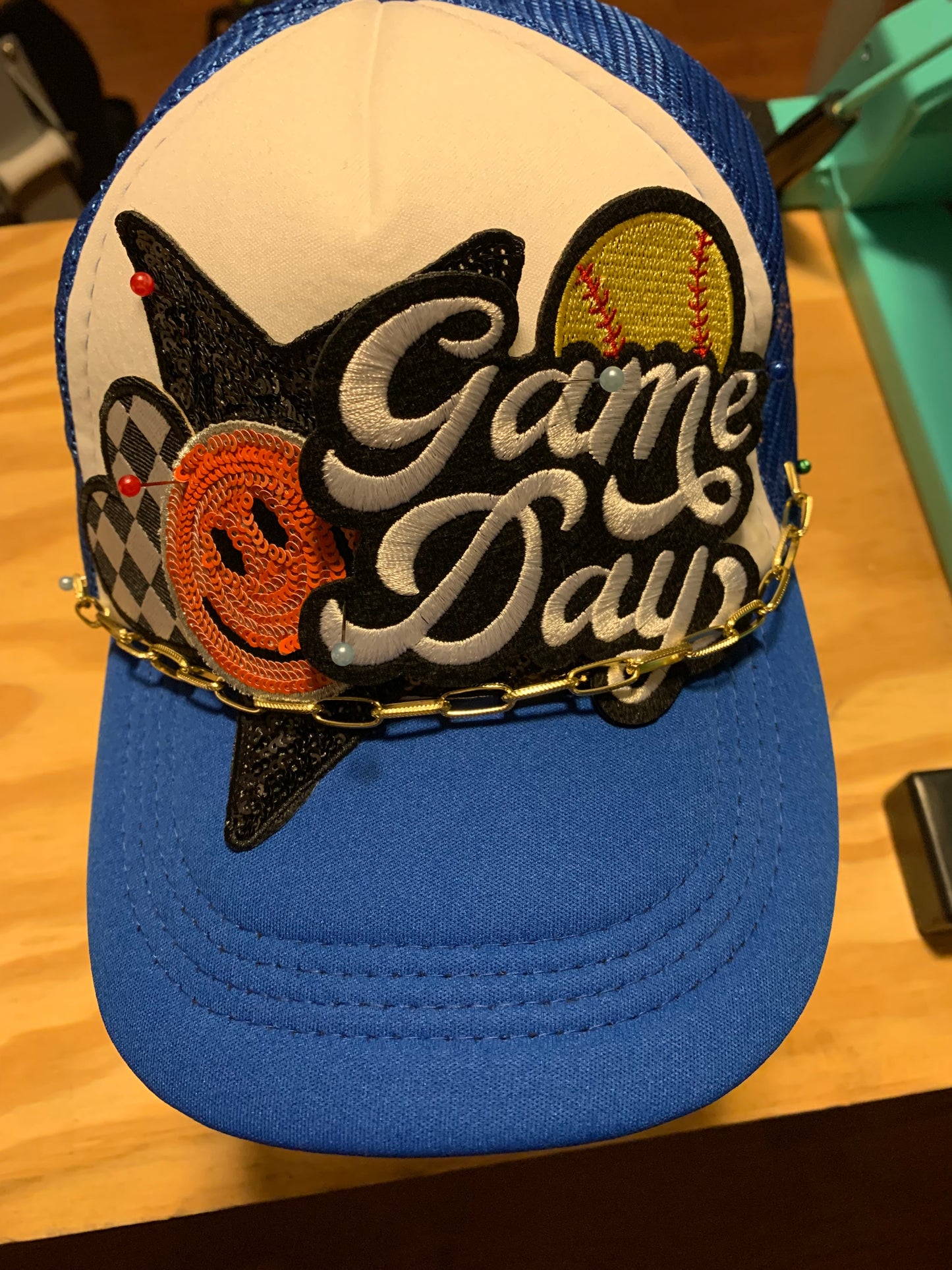 Tucker hat with unlimited patches